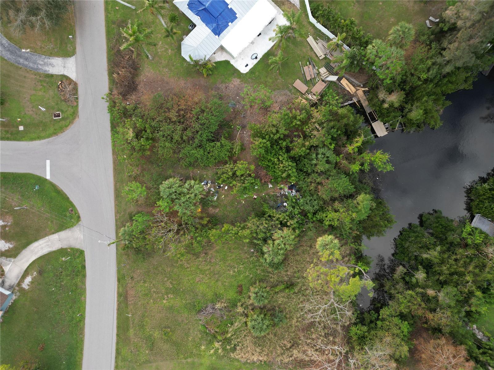 108 BARRE DR NW, PORT CHARLOTTE, FL — photo 3