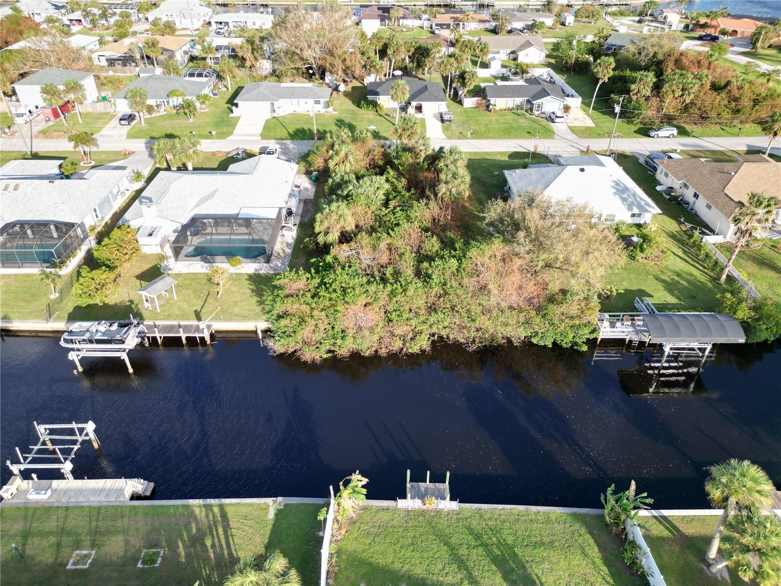4194 YUCATAN CIR, PORT CHARLOTTE, FL — photo 3