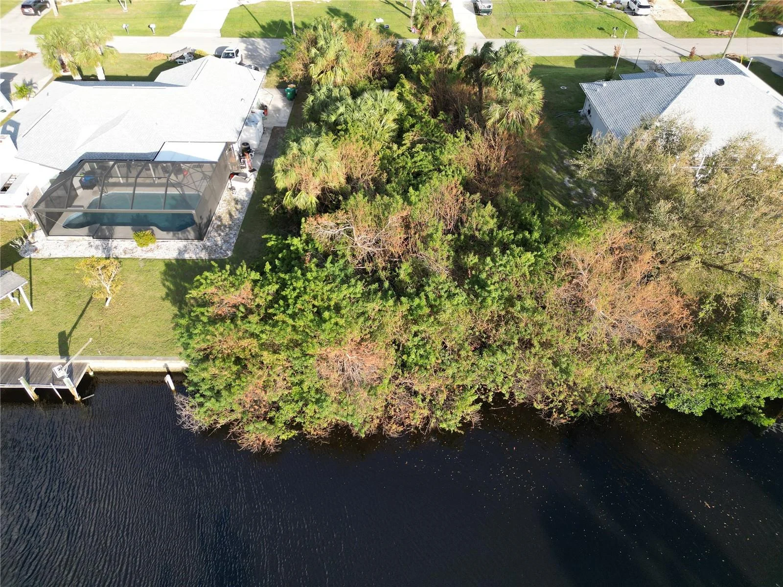 4194 YUCATAN CIR, PORT CHARLOTTE, FL — photo 16