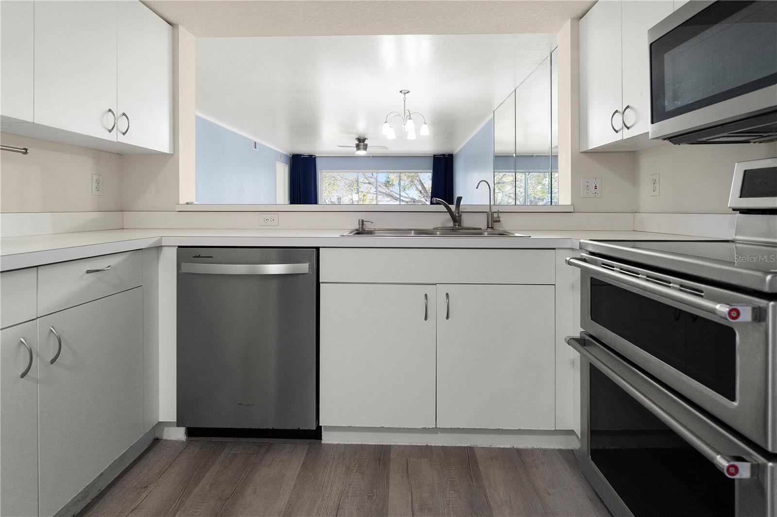 9610 VICTORIA LN #D202, NAPLES, FL — photo 8