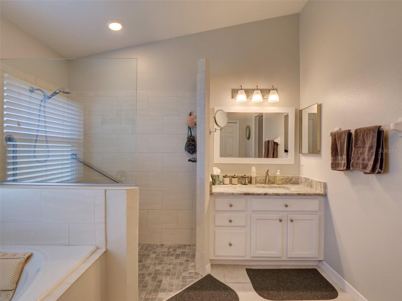 4704 RIVER RIDGE DR, LEESBURG, FL — photo 37