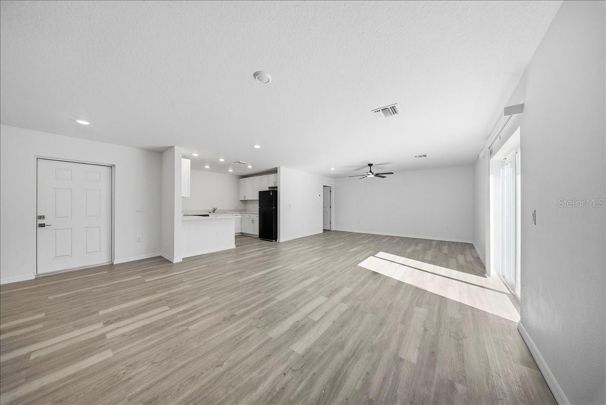 5565 LAVENDER AVE, NORTH PORT, FL — photo 3