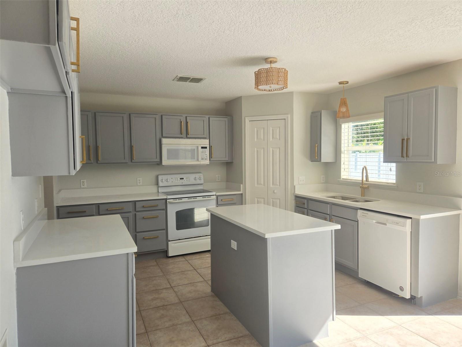 3001 MANDOLIN DR, KISSIMMEE, FL — photo 4