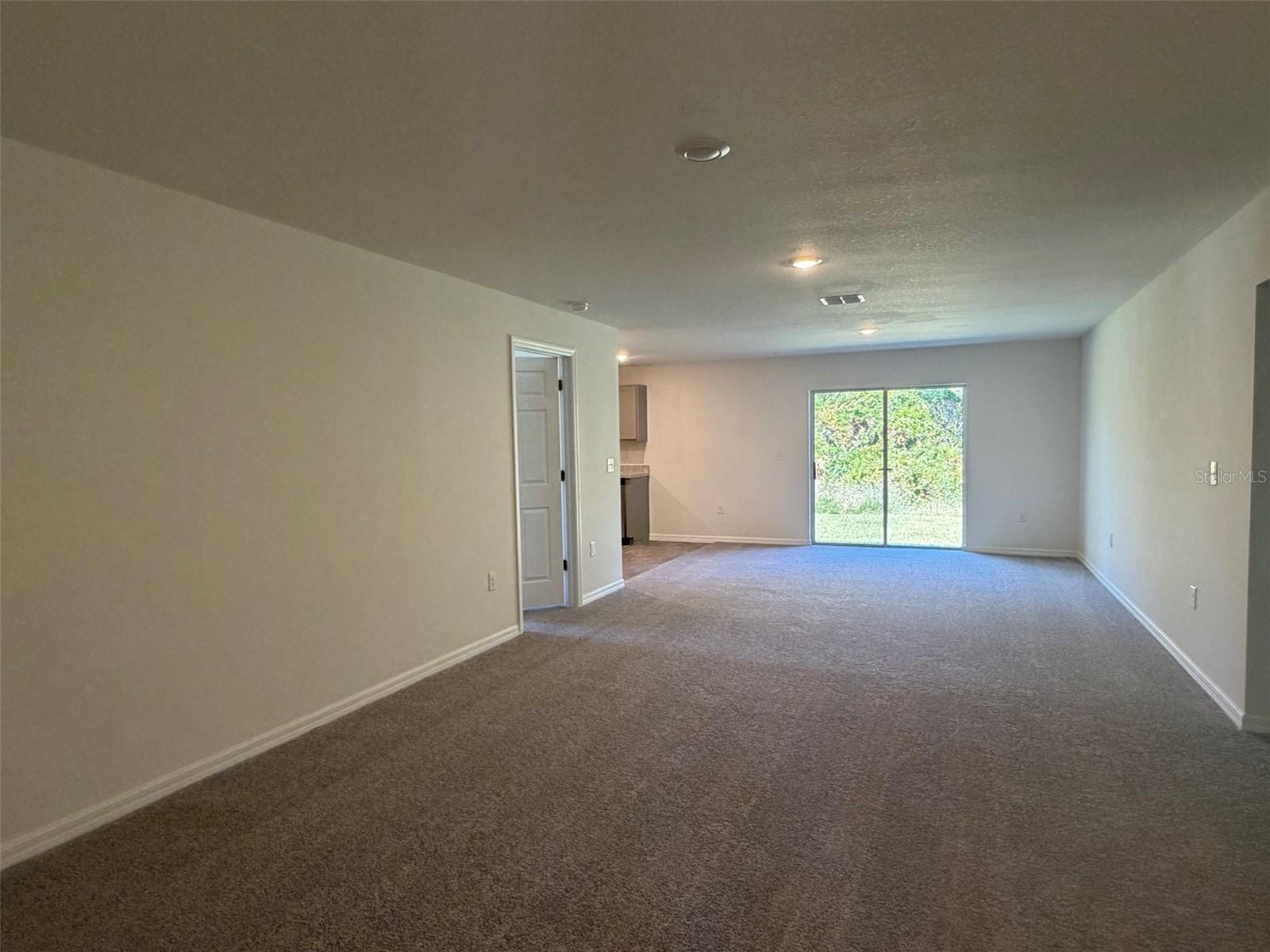 904 HUDSON VALLEY DR, POINCIANA, FL — photo 3