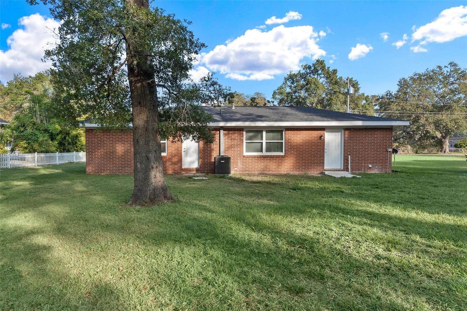 500 COLLEGE AVE, FRUITLAND PARK, FL — photo 59
