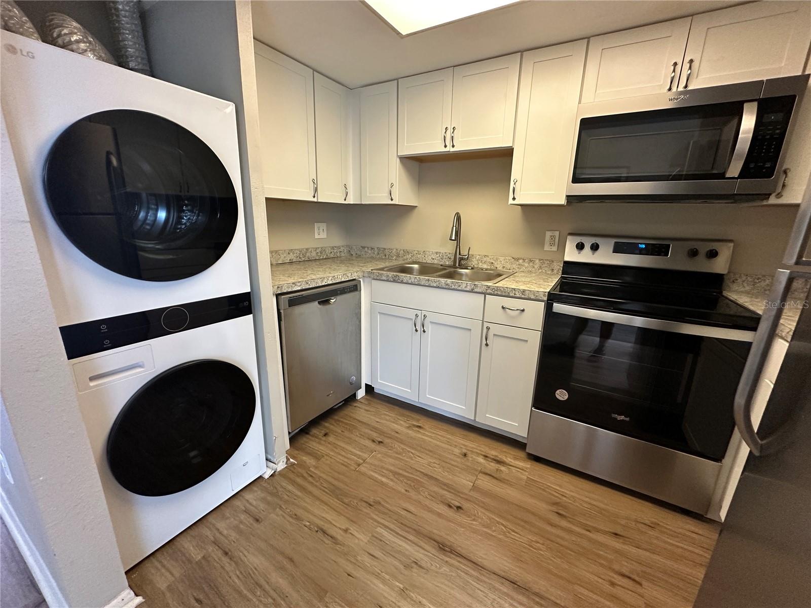 6060 VILLAGE CIR #6060, ORLANDO, FL — photo 8
