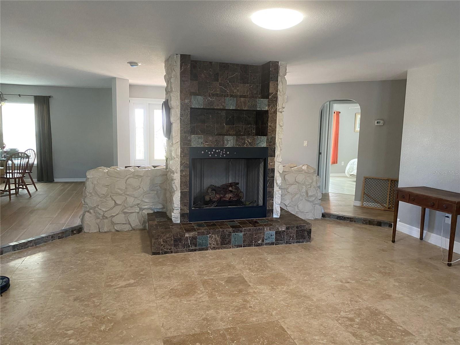 2297 HARBOUR DR, PUNTA GORDA, FL — photo 16