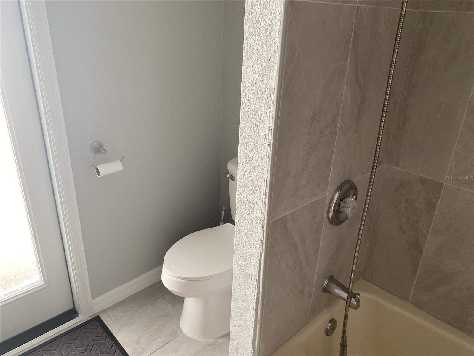 2297 HARBOUR DR, PUNTA GORDA, FL — photo 35