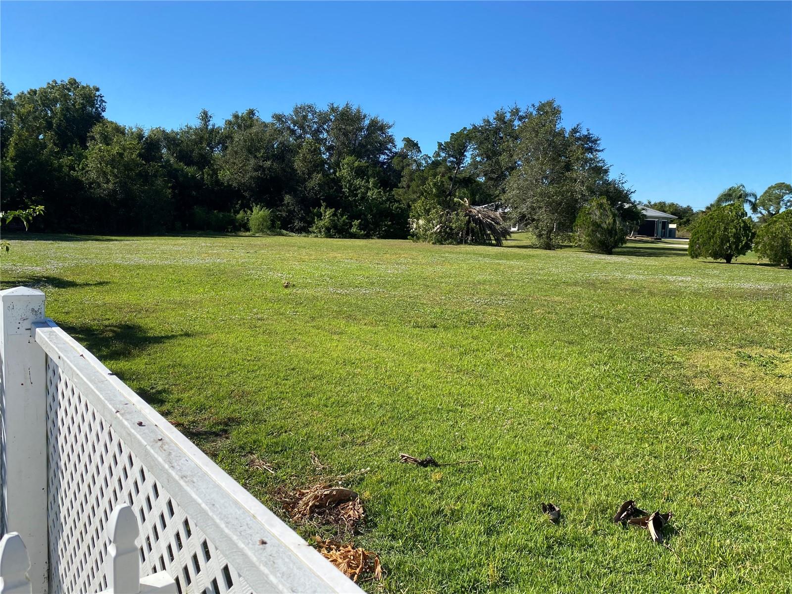 2297 HARBOUR DR, PUNTA GORDA, FL — photo 42