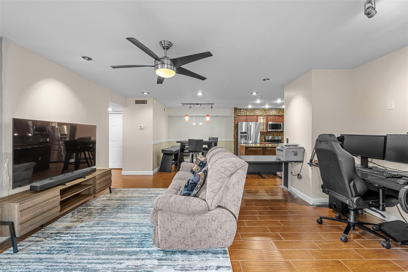 9481 HIGHLAND OAK DR #1709, TAMPA, FL — photo 9