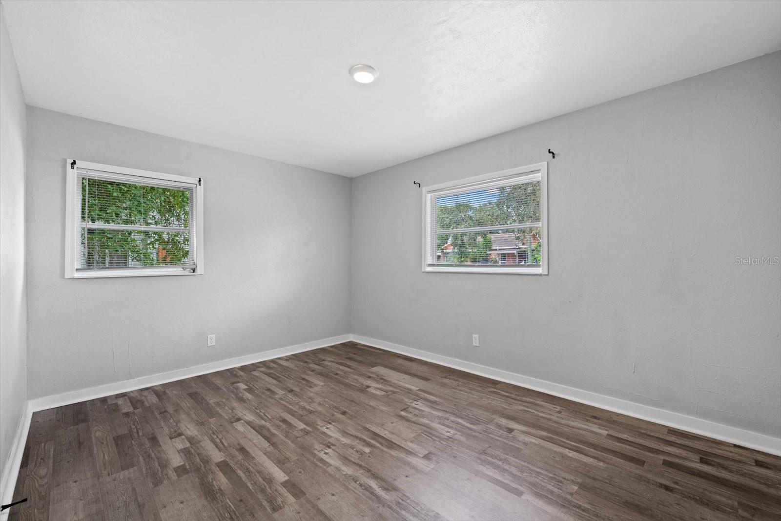 305 E BOUGAINVILLEA AVE, TAMPA, FL — photo 16