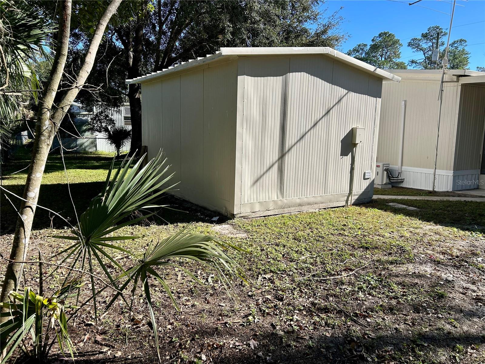 23917 DEER RD, ASTOR, FL — photo 44