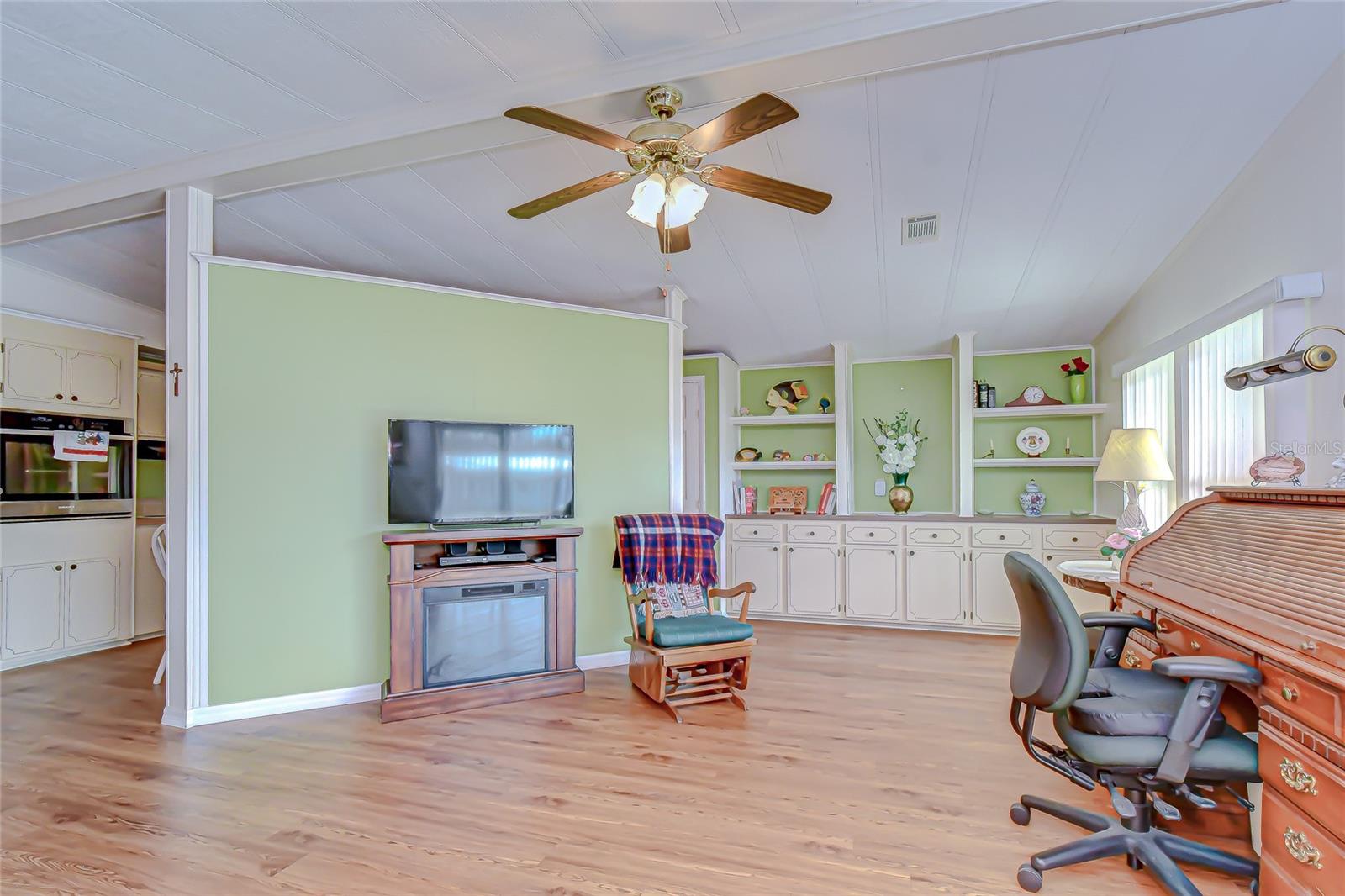 35827 BRISA DR, ZEPHYRHILLS, FL — photo 15