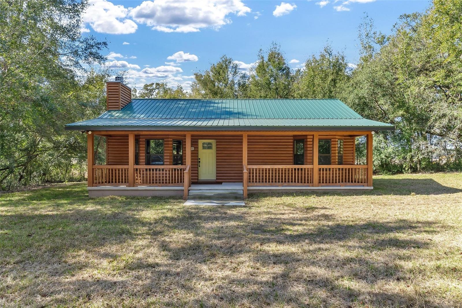 37590 ROLLING ACRES RD, LADY LAKE, FL