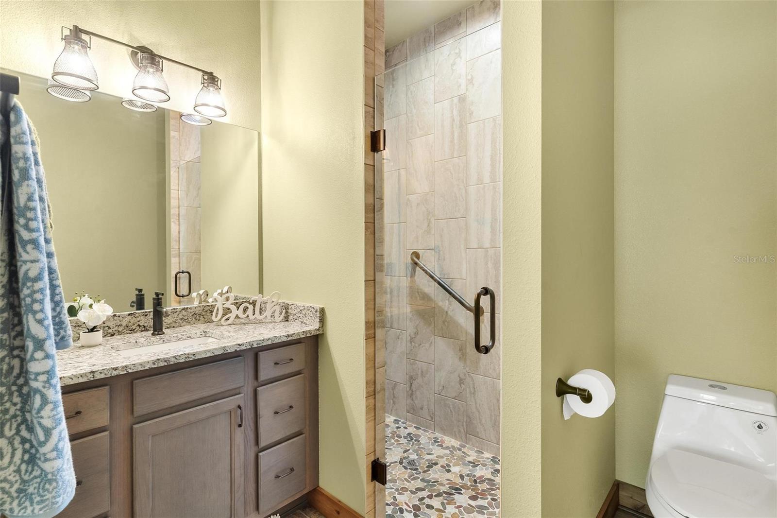 37590 ROLLING ACRES RD, LADY LAKE, FL — photo 32