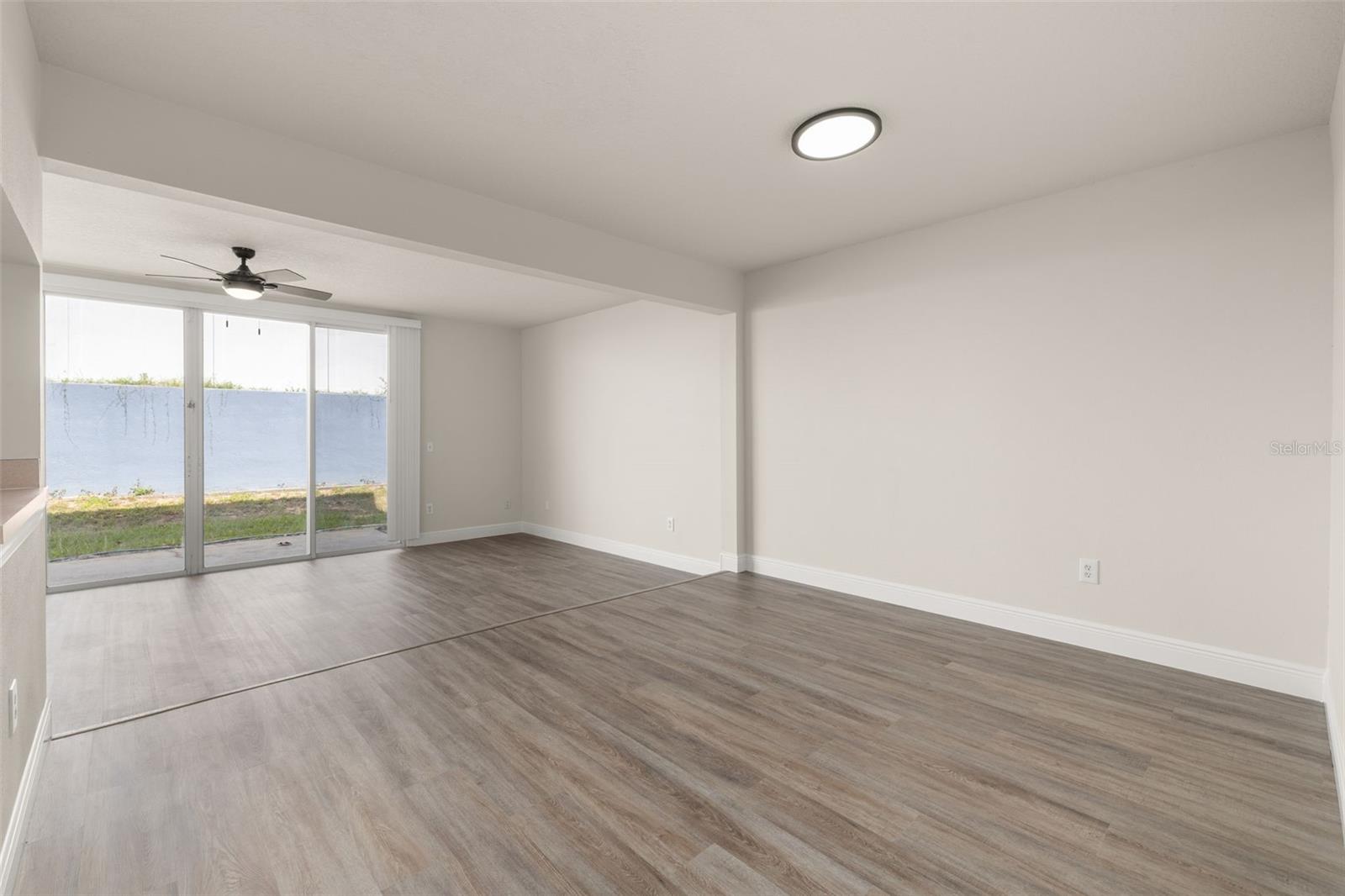 142 MANGO DR, DAVENPORT, FL — photo 22
