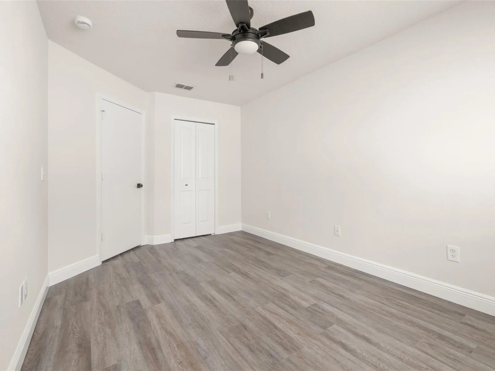 142 MANGO DR, DAVENPORT, FL — photo 43