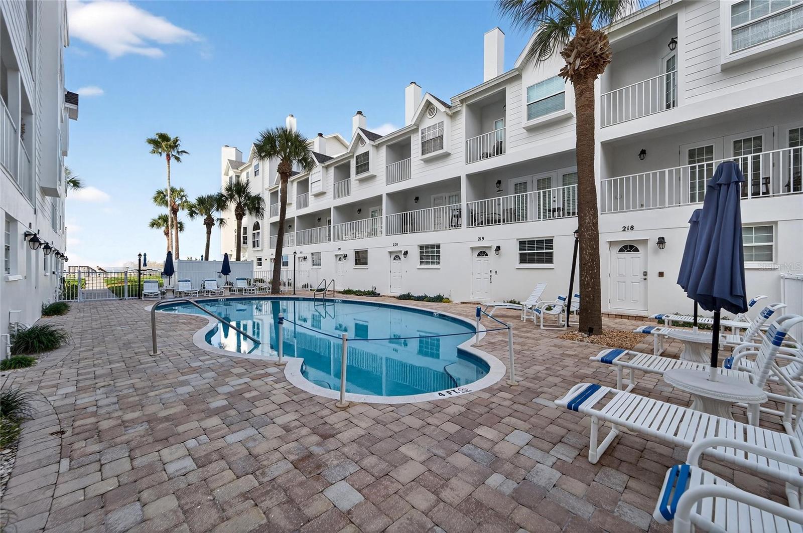 17960 GULF BLVD #104, REDINGTON SHORES, FL — photo 8
