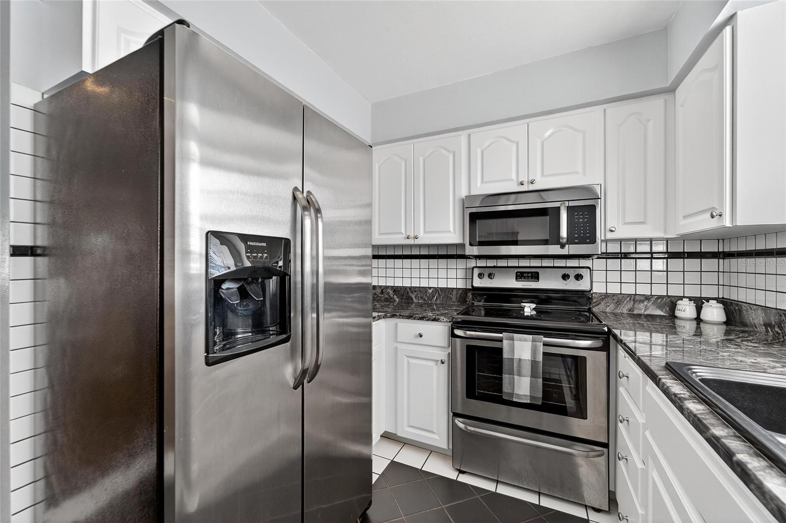 17960 GULF BLVD #104, REDINGTON SHORES, FL — photo 32