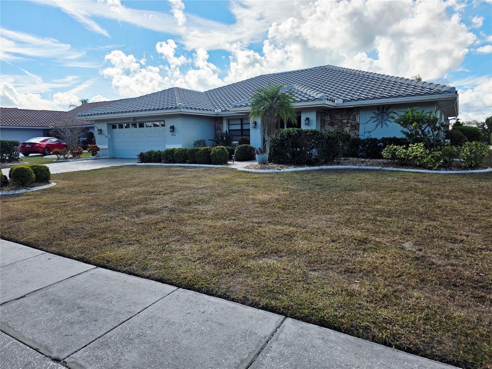 1924 NEW BEDFORD DR, SUN CITY CENTER, FL
