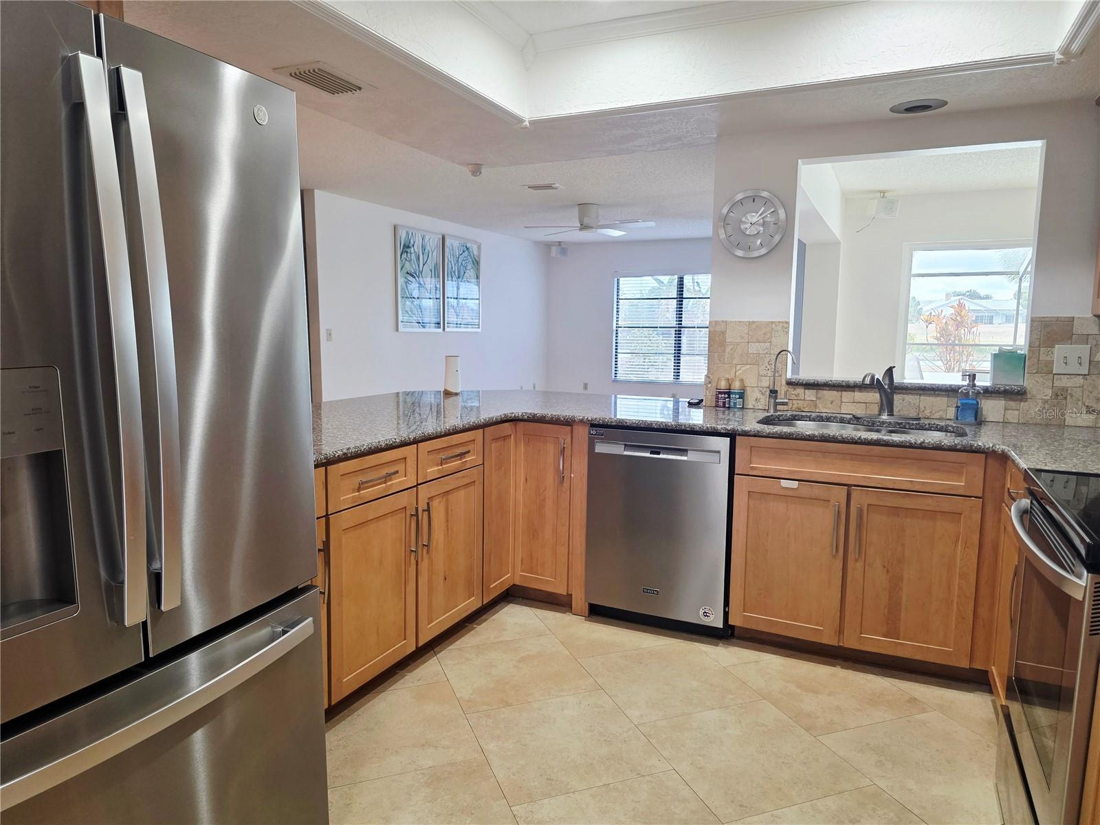 1924 NEW BEDFORD DR, SUN CITY CENTER, FL — photo 24