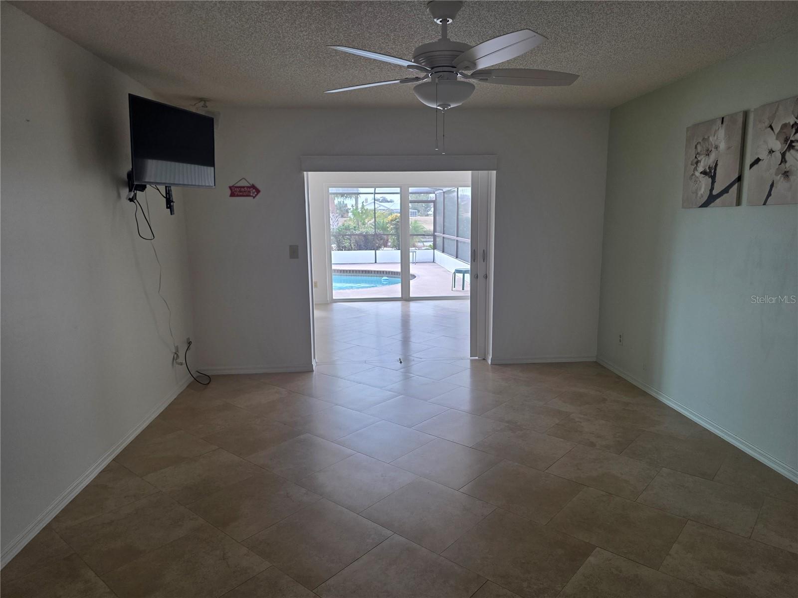 1924 NEW BEDFORD DR, SUN CITY CENTER, FL — photo 30