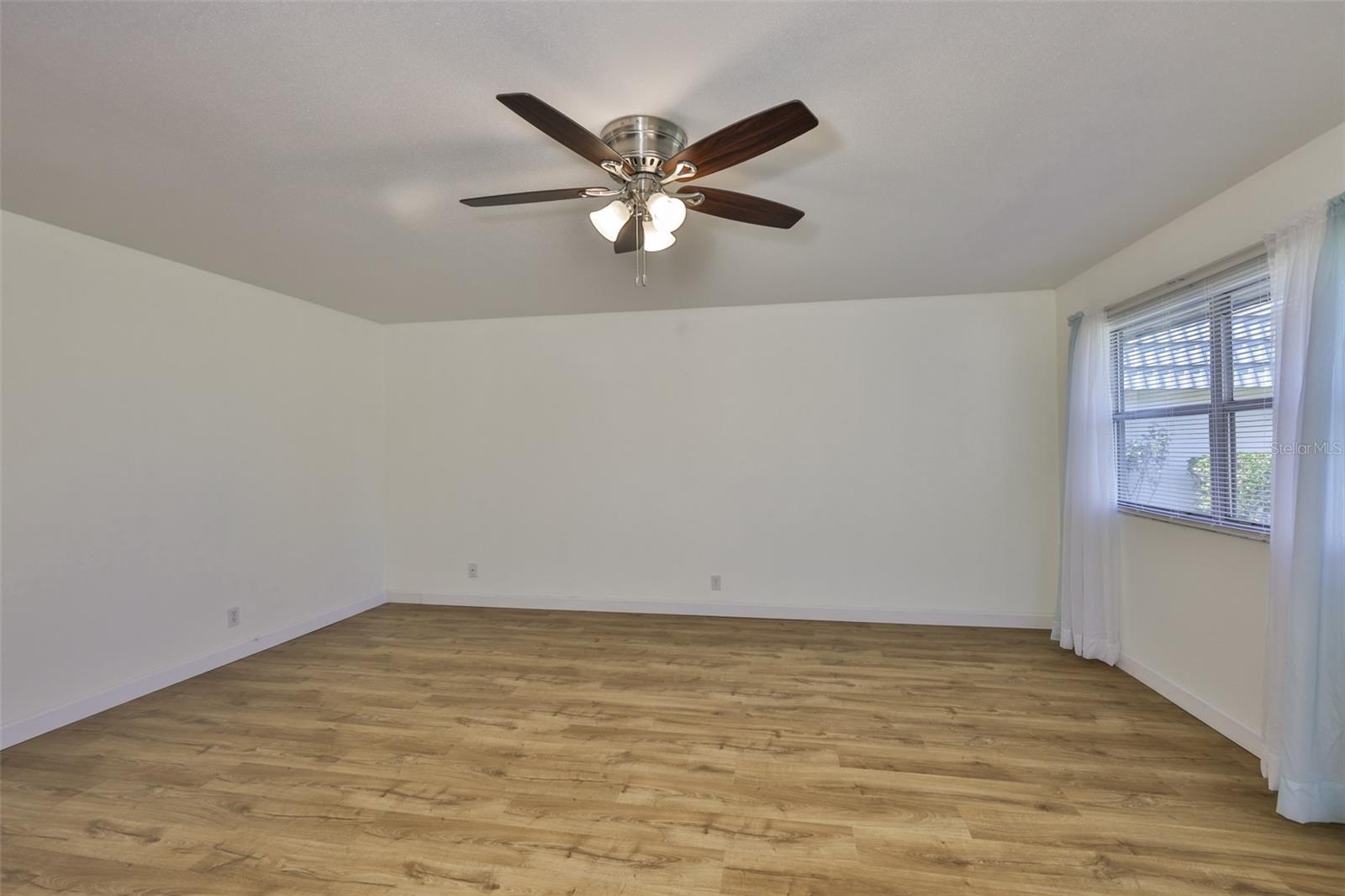1811 BEDFORD LN #153, SUN CITY CENTER, FL — photo 3