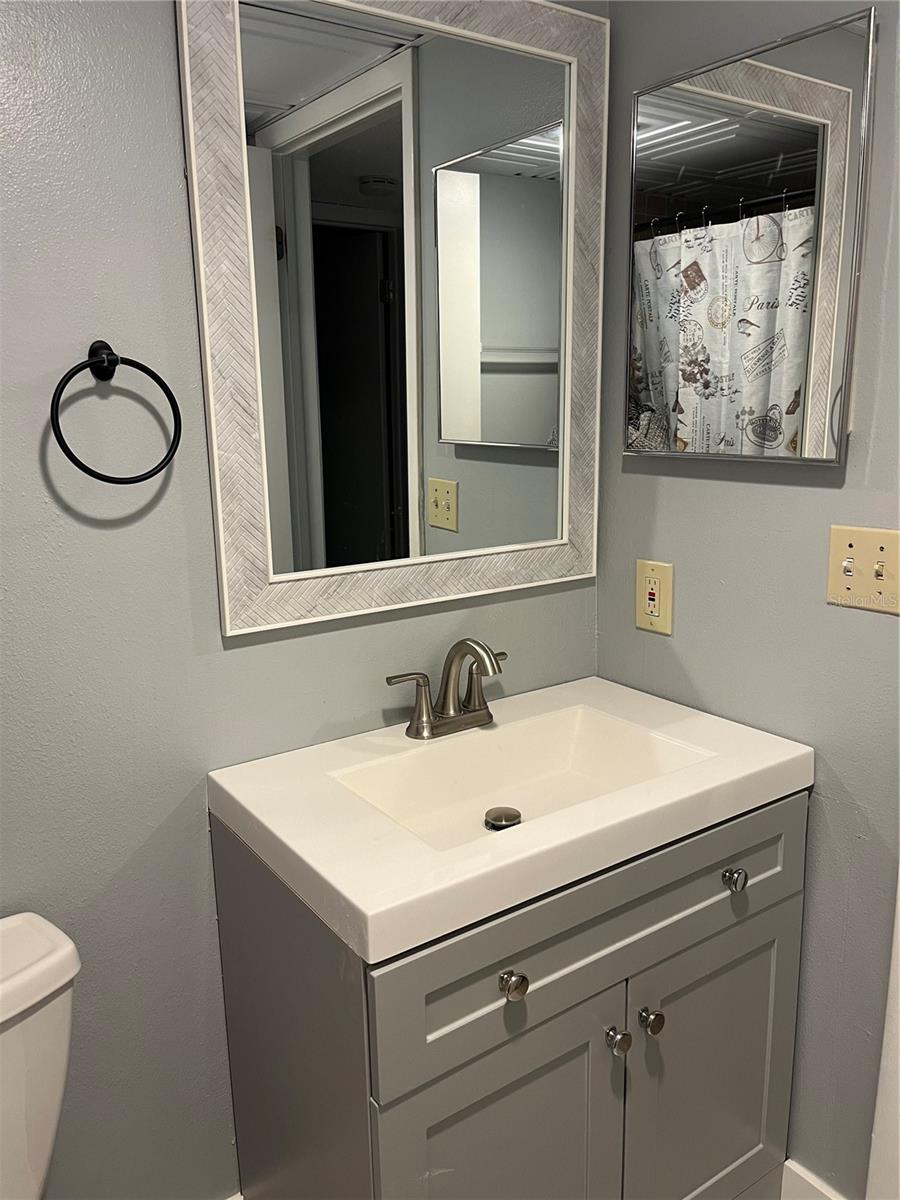 3300 FOX CHASE CIR N #226, PALM HARBOR, FL — photo 8