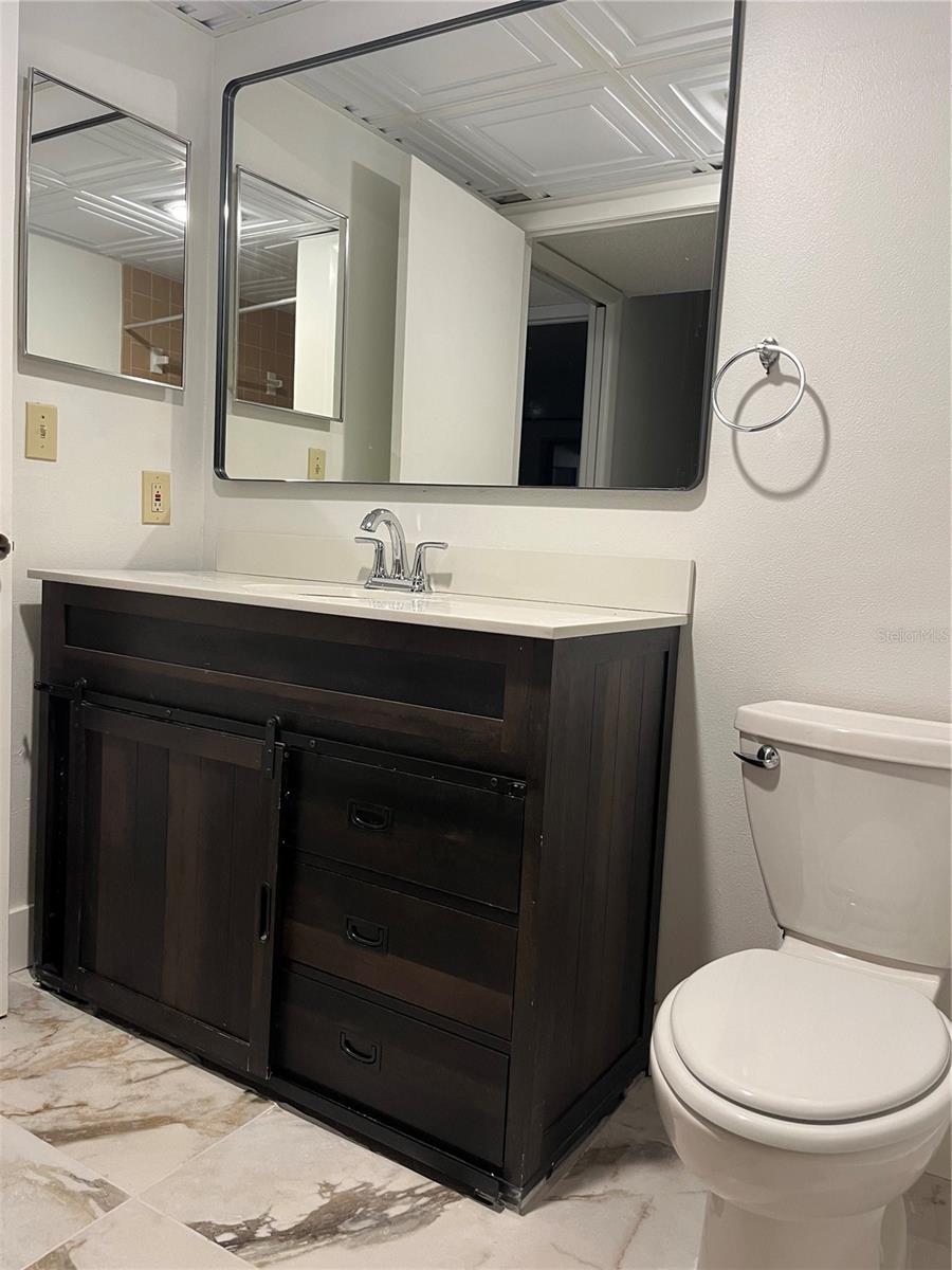 3300 FOX CHASE CIR N #226, PALM HARBOR, FL — photo 11