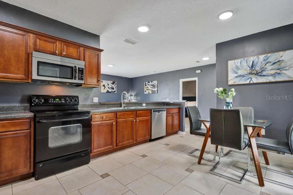 820 GRANTHAM DR, KISSIMMEE, FL — photo 16