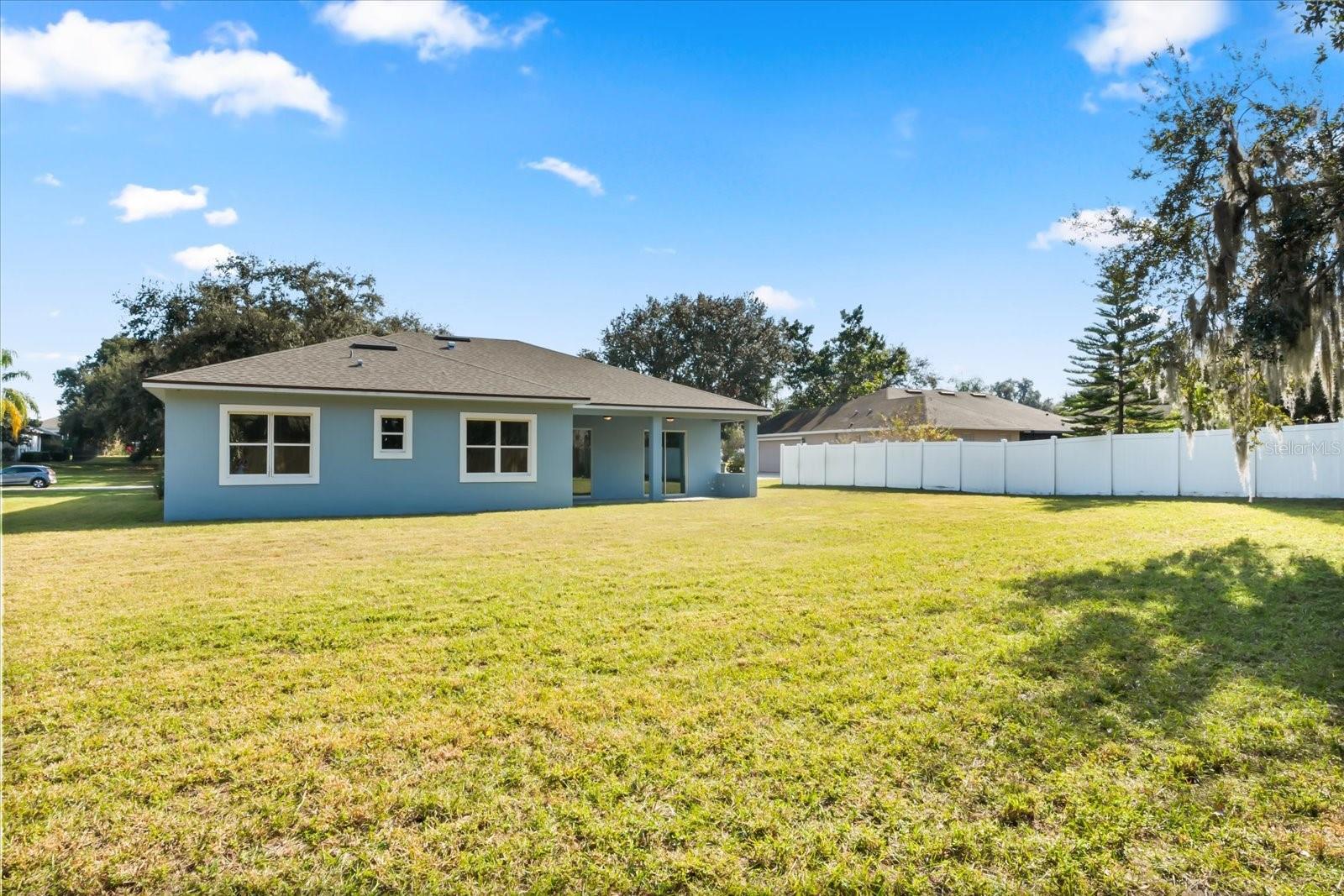 319 WATER SHORE DR, LEESBURG, FL — photo 35