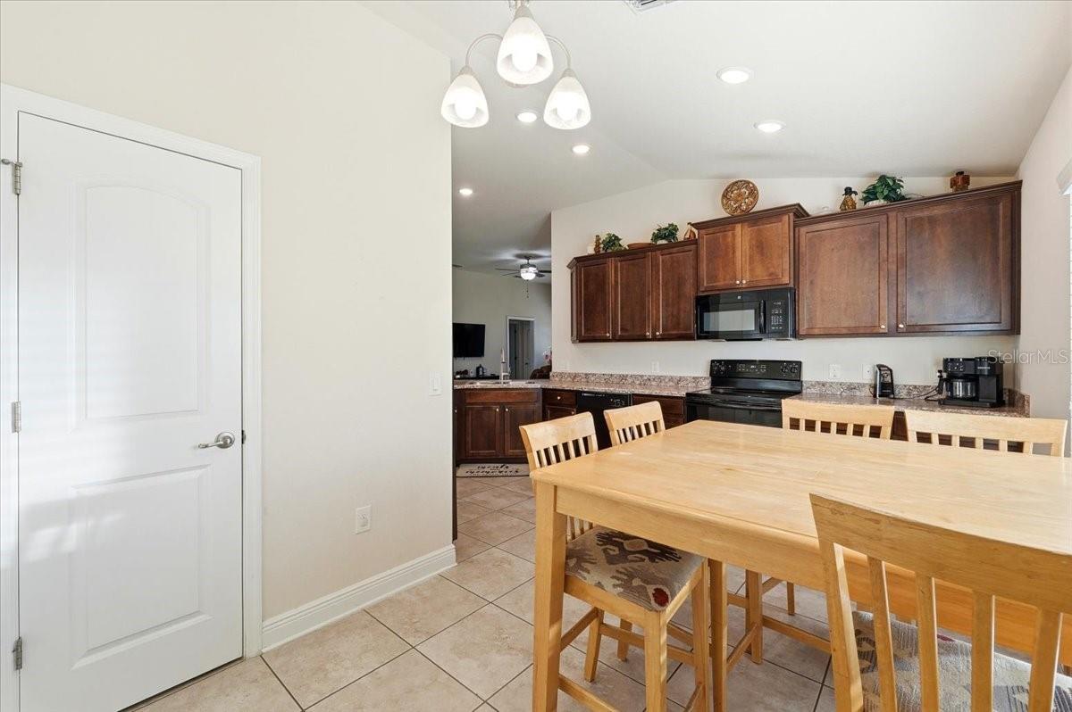 1129 LEGATTO LOOP, DUNDEE, FL — photo 13