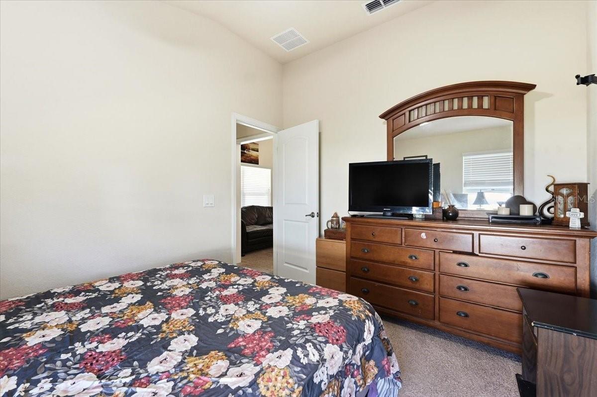 1129 LEGATTO LOOP, DUNDEE, FL — photo 25