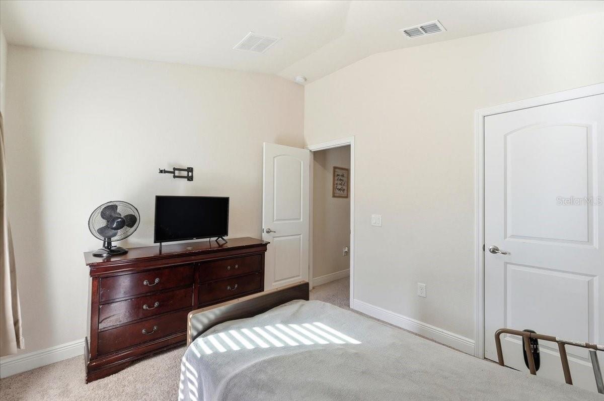 1129 LEGATTO LOOP, DUNDEE, FL — photo 27
