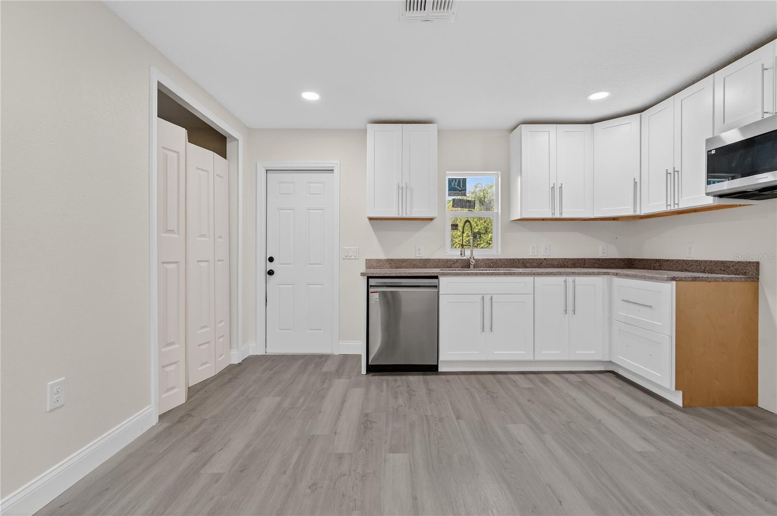 40415 COUNTRY RD, EUSTIS, FL — photo 57