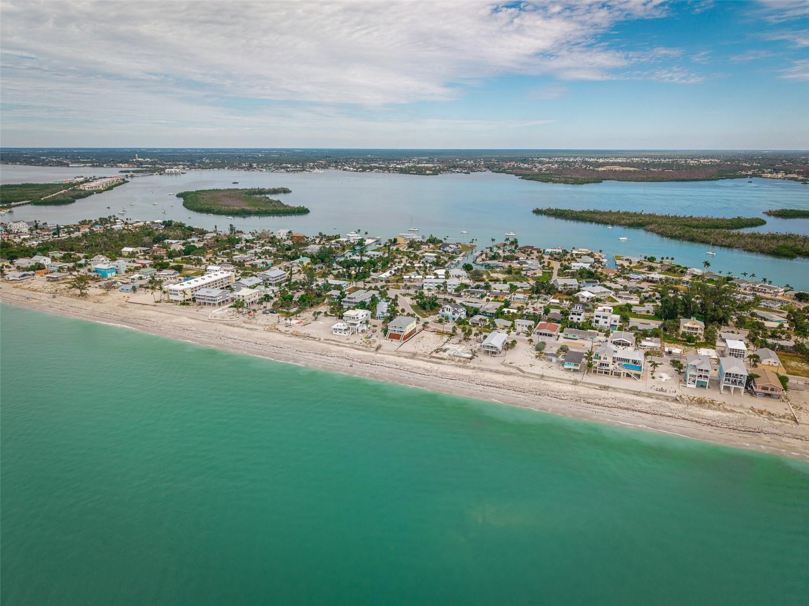 210 TOURNAMENT RD, ROTONDA WEST, FL — photo 57