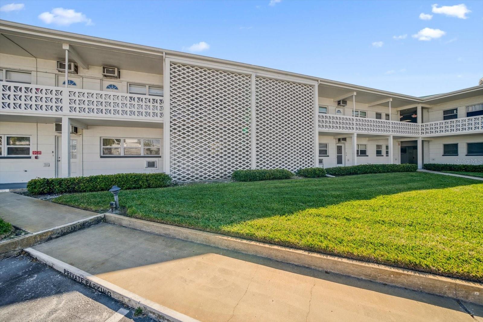 7050 SUNSET WAY #6, ST PETE BEACH, FL — photo 2