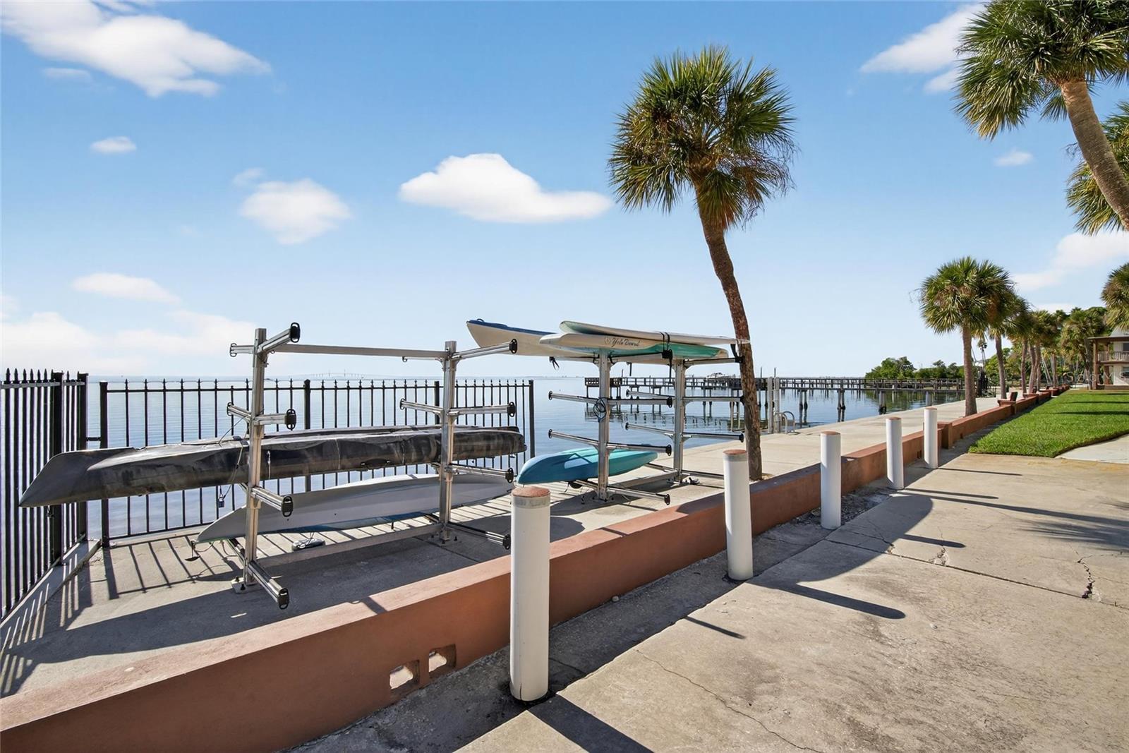 650 PINELLAS POINT DR S #236, ST PETERSBURG, FL — photo 32