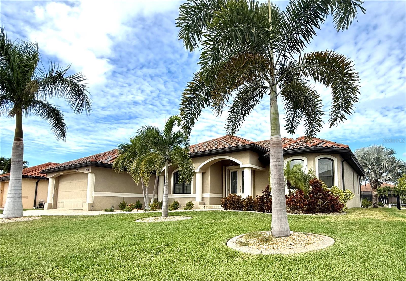 2736 MAGDALINA DR, PUNTA GORDA, FL