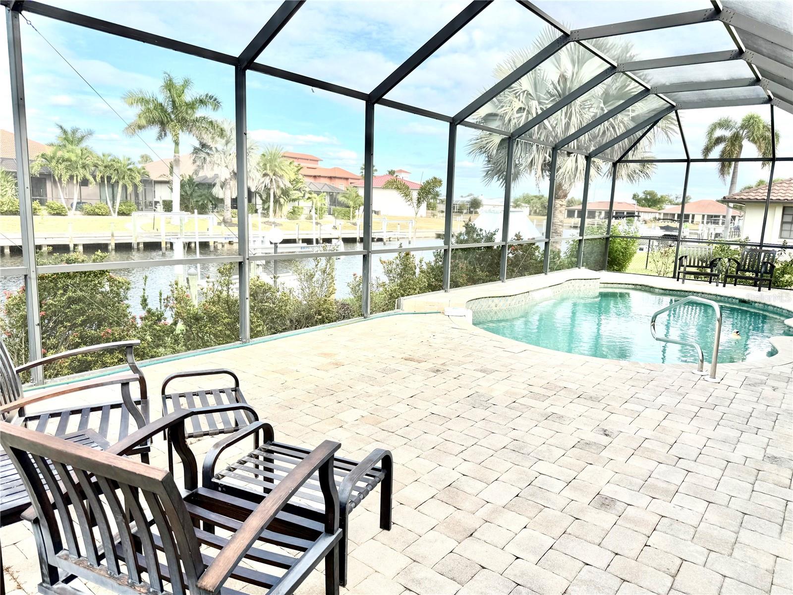 2736 MAGDALINA DR, PUNTA GORDA, FL — photo 3