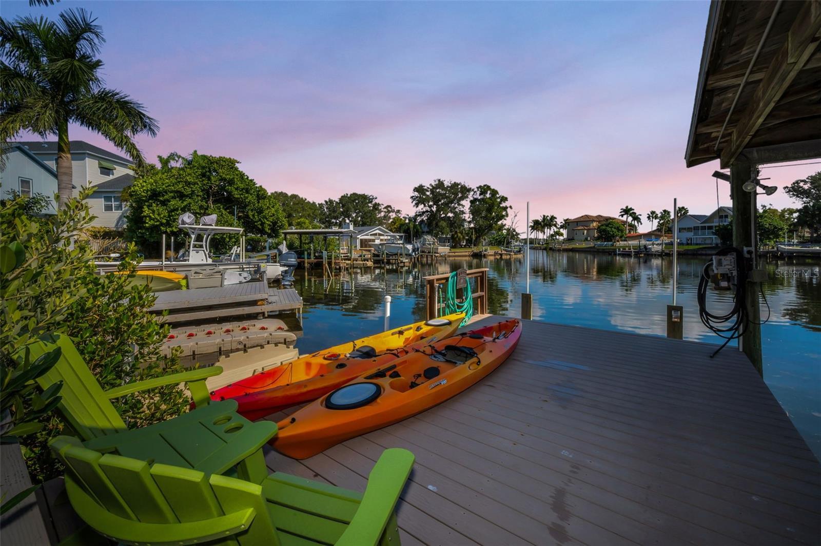 110 CARLYLE CIR, PALM HARBOR, FL — photo 3