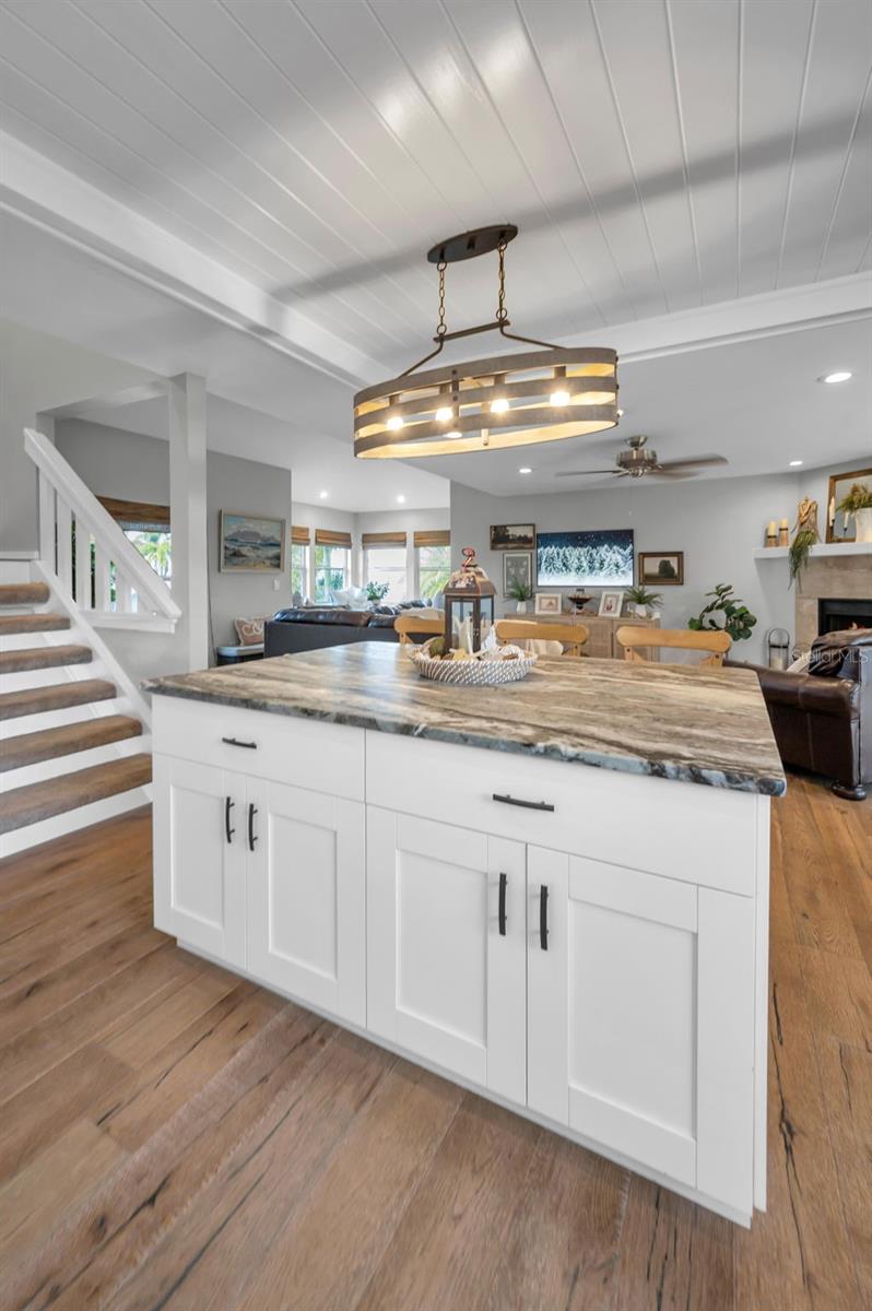 110 CARLYLE CIR, PALM HARBOR, FL — photo 16