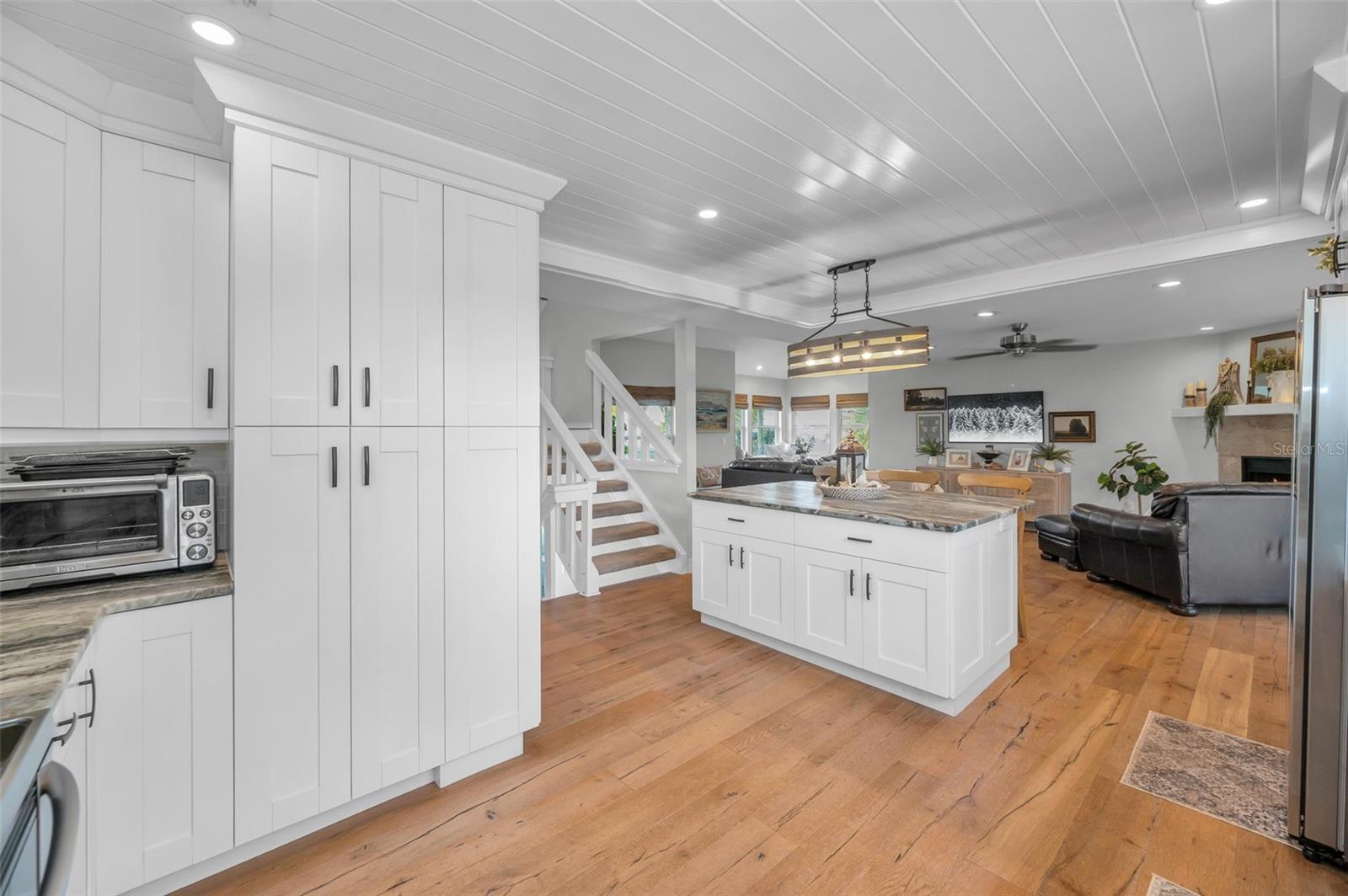 110 CARLYLE CIR, PALM HARBOR, FL — photo 19