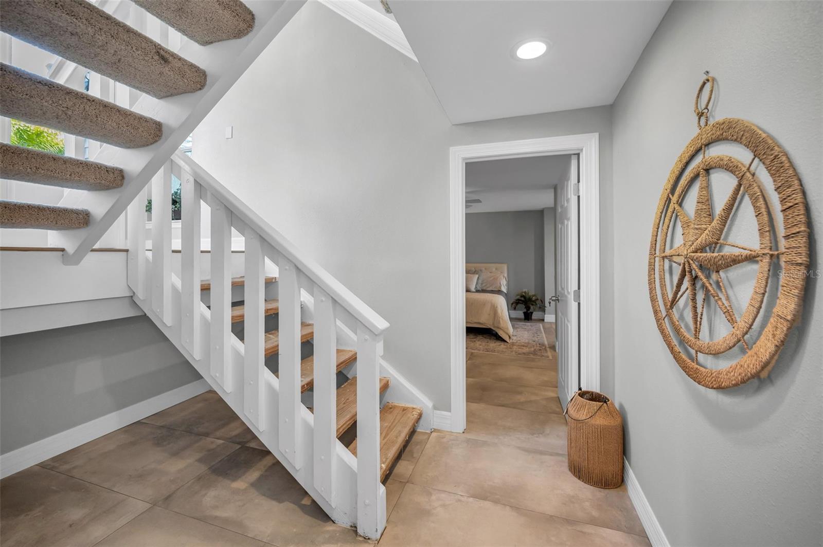 110 CARLYLE CIR, PALM HARBOR, FL — photo 36