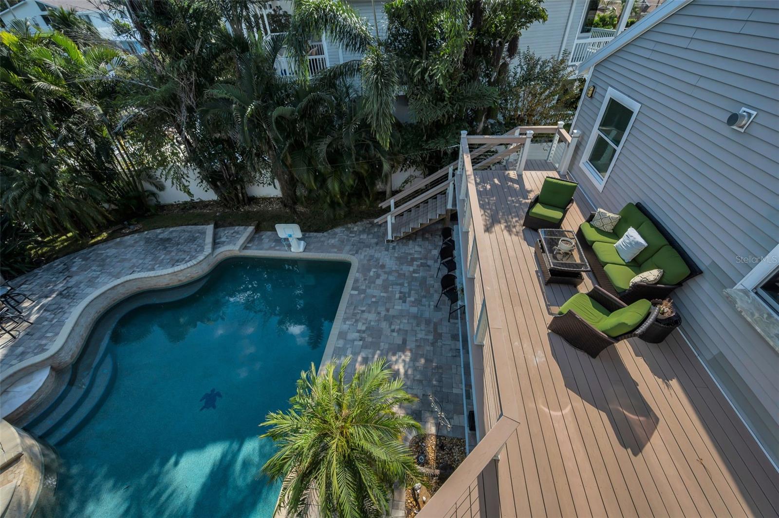110 CARLYLE CIR, PALM HARBOR, FL — photo 44