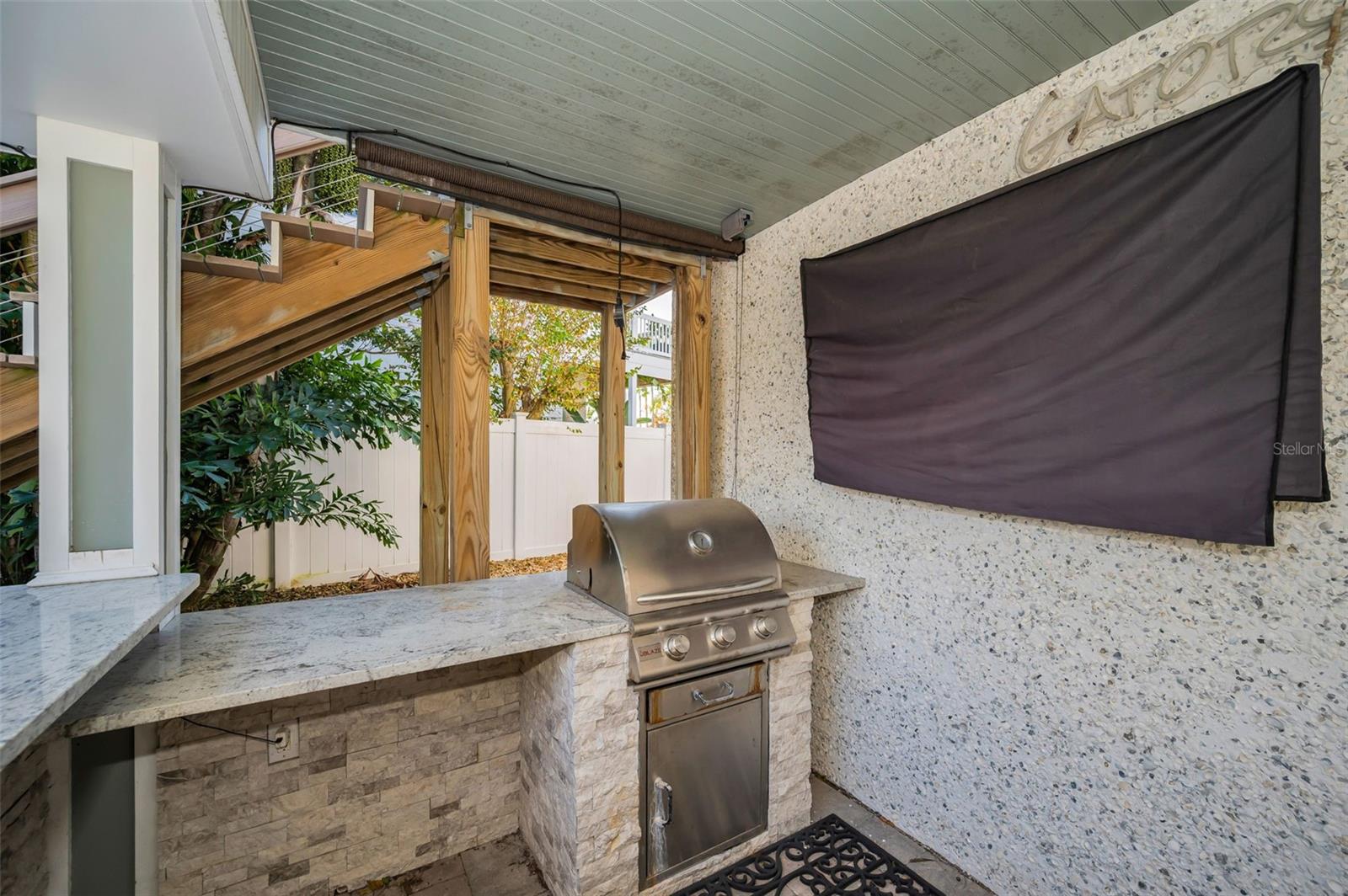 110 CARLYLE CIR, PALM HARBOR, FL — photo 48