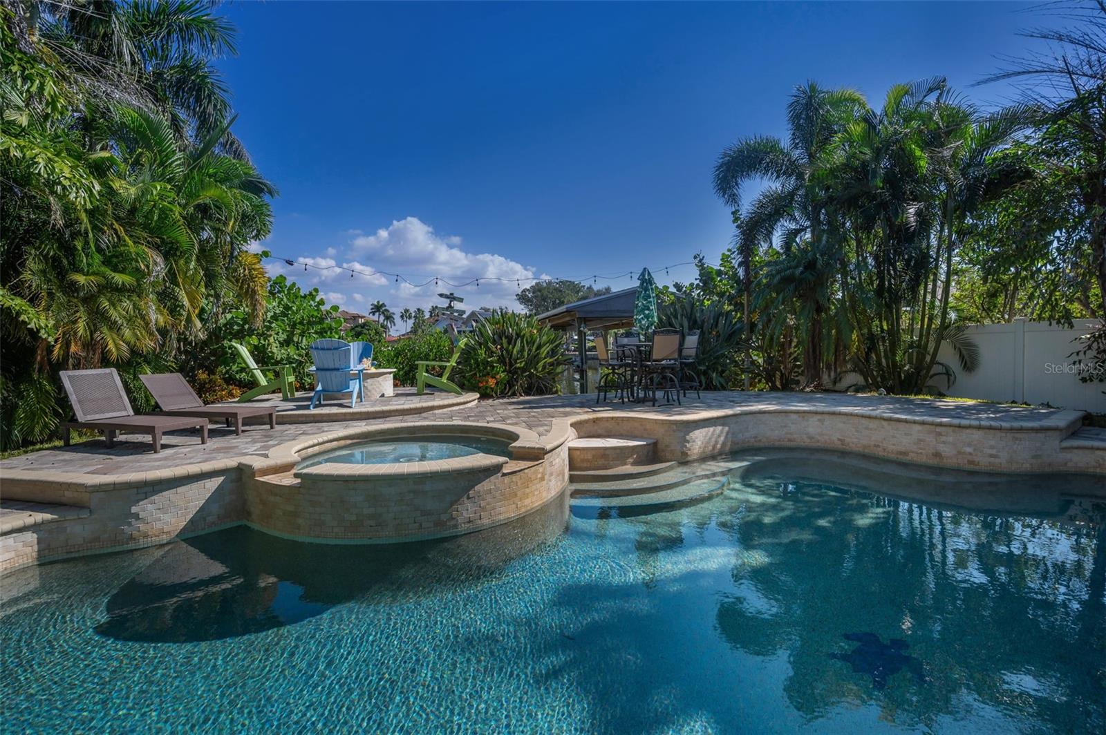 110 CARLYLE CIR, PALM HARBOR, FL — photo 53