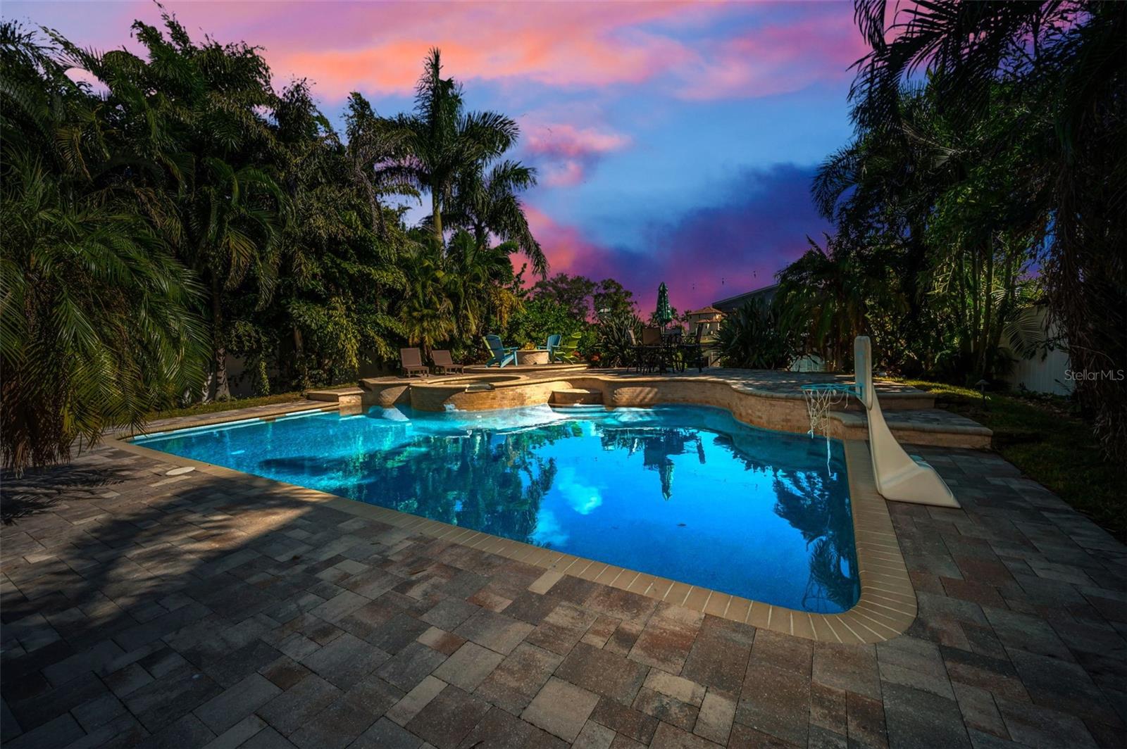110 CARLYLE CIR, PALM HARBOR, FL — photo 56