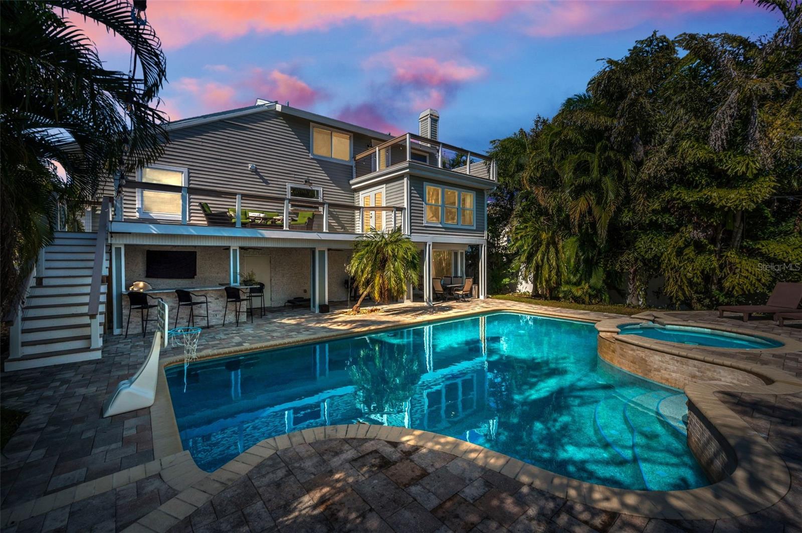 110 CARLYLE CIR, PALM HARBOR, FL — photo 58