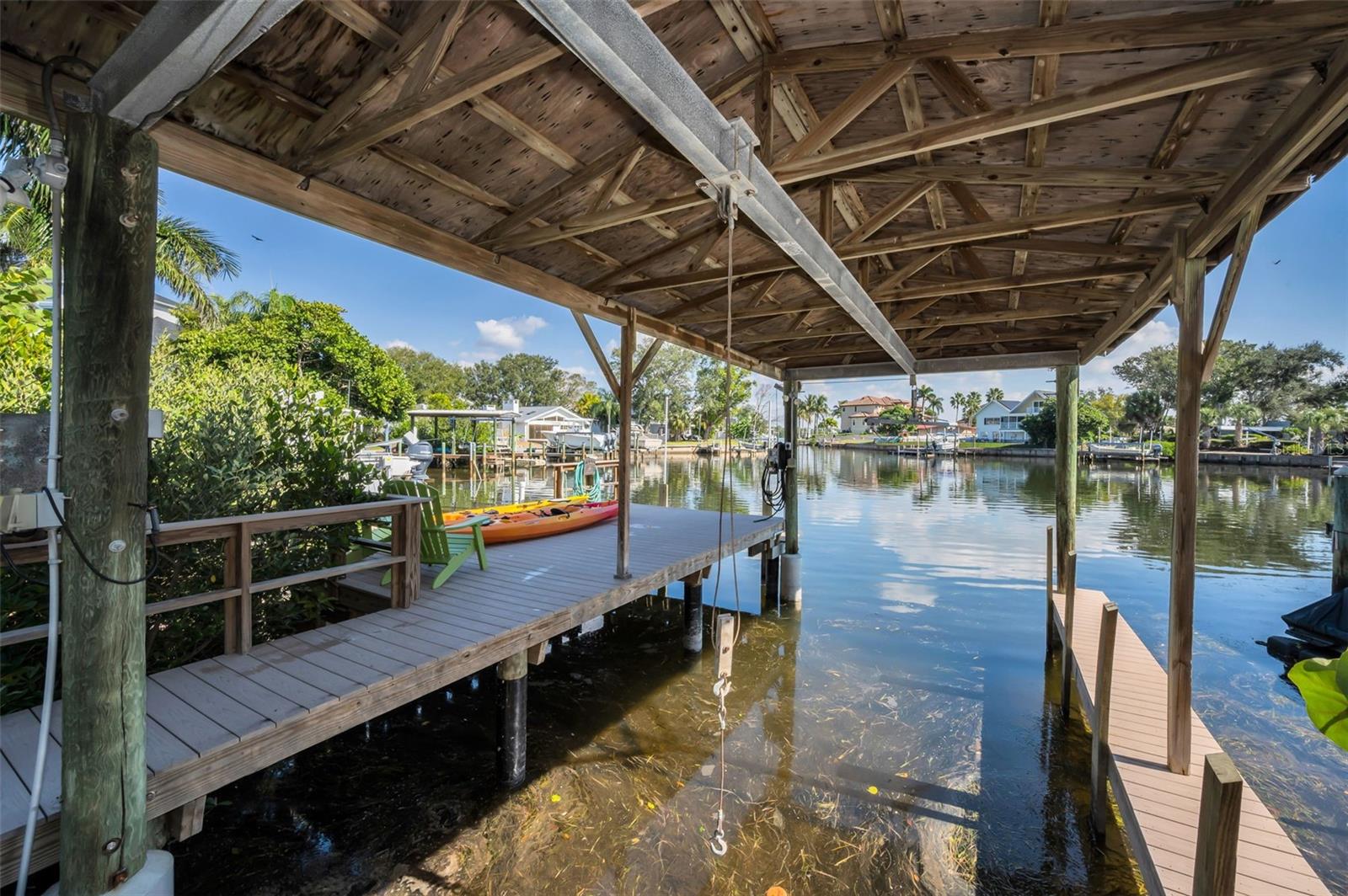 110 CARLYLE CIR, PALM HARBOR, FL — photo 75
